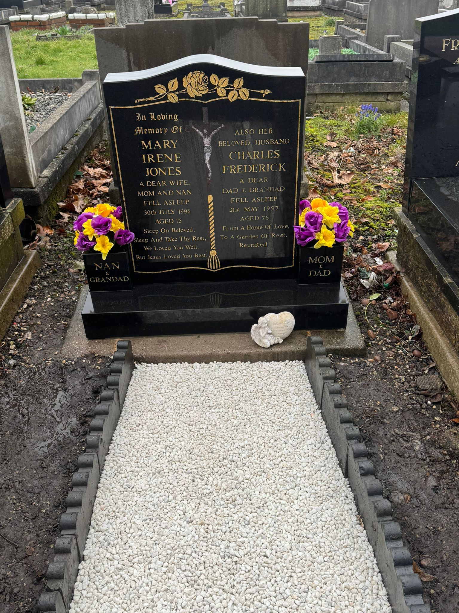 Grave cleaning result